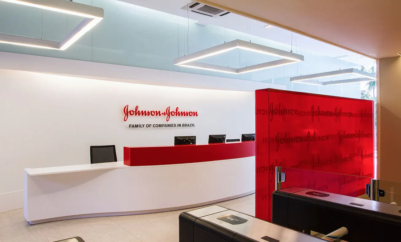 athiewohnrathjohnson&johnson1pisogranitobrancoitaunasdimarmore