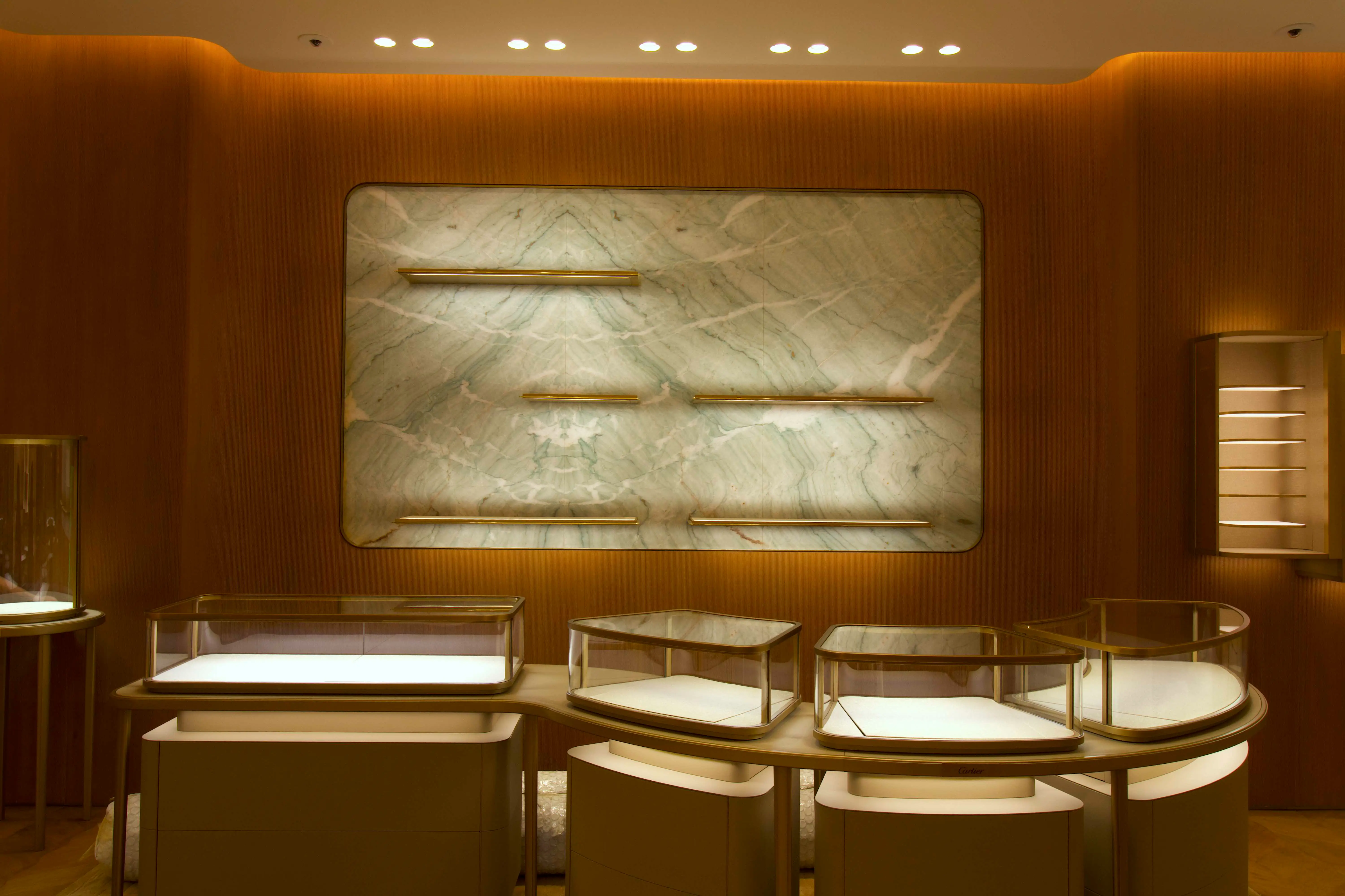 saeng-eng-cartier-3-parede-painel-quartzito-emerald-green-di-marmore-copiar