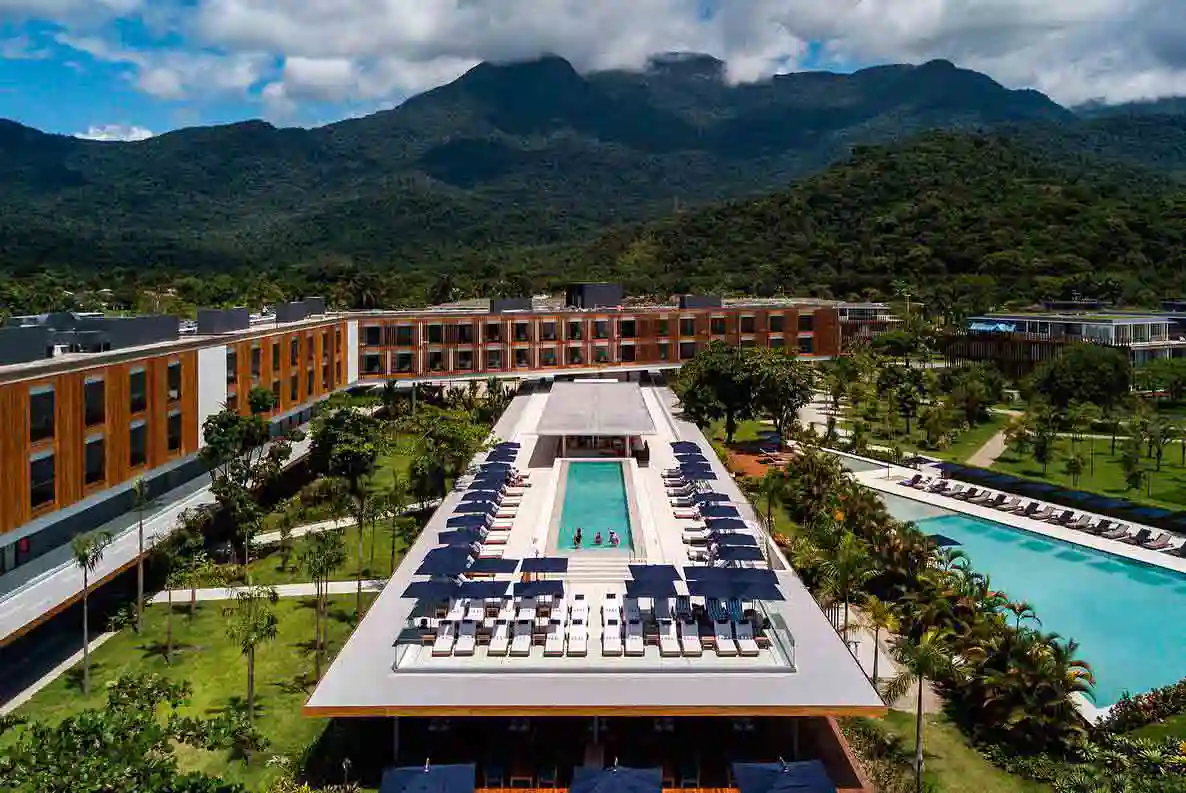 lafem-engenharia-hotel-fasano-piscina-piso-di-marmore--(1)-copiar