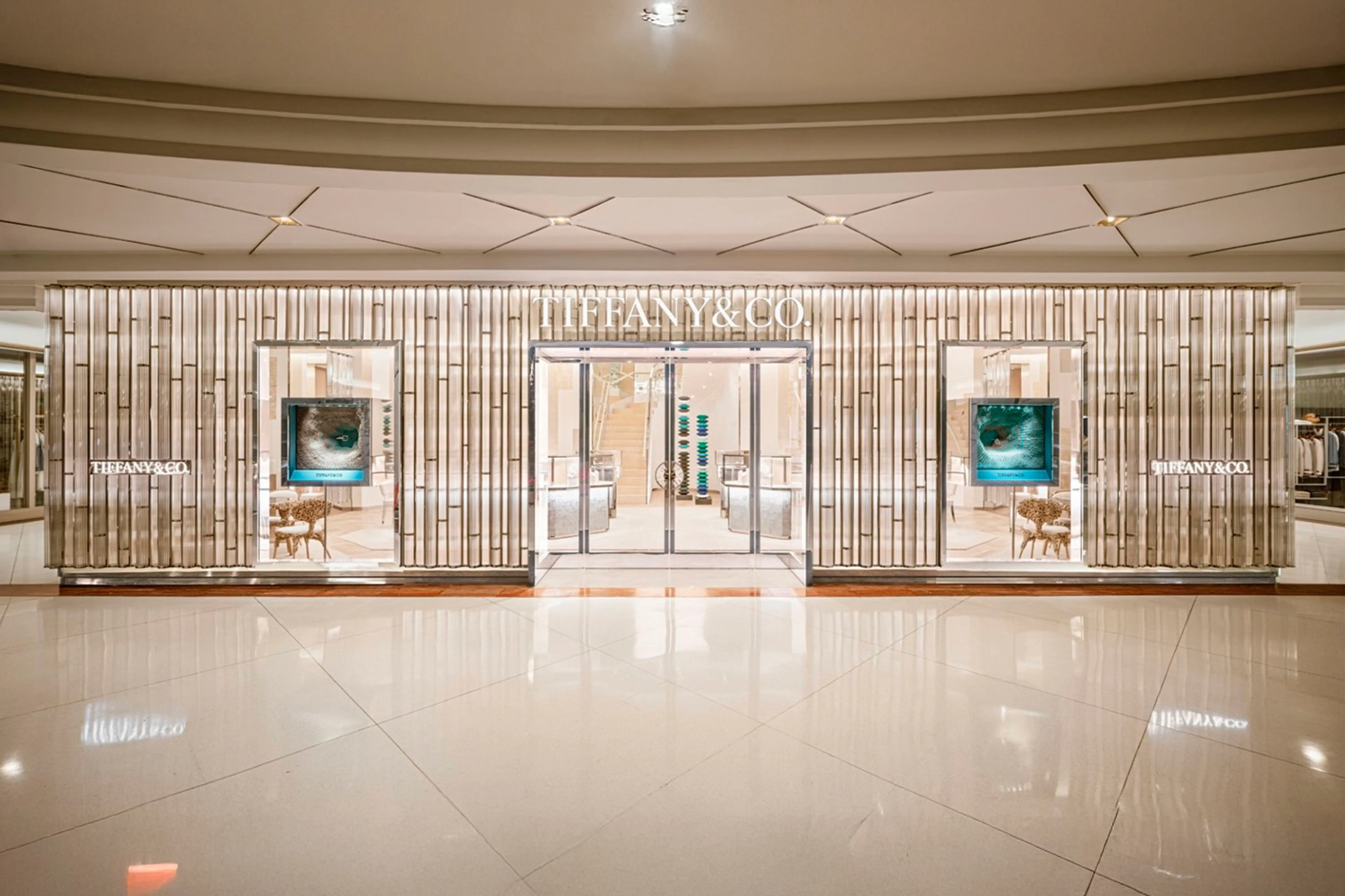 metro-arquitetos-tiffany-&-co-travertino-red-di-marmore-1-copiar