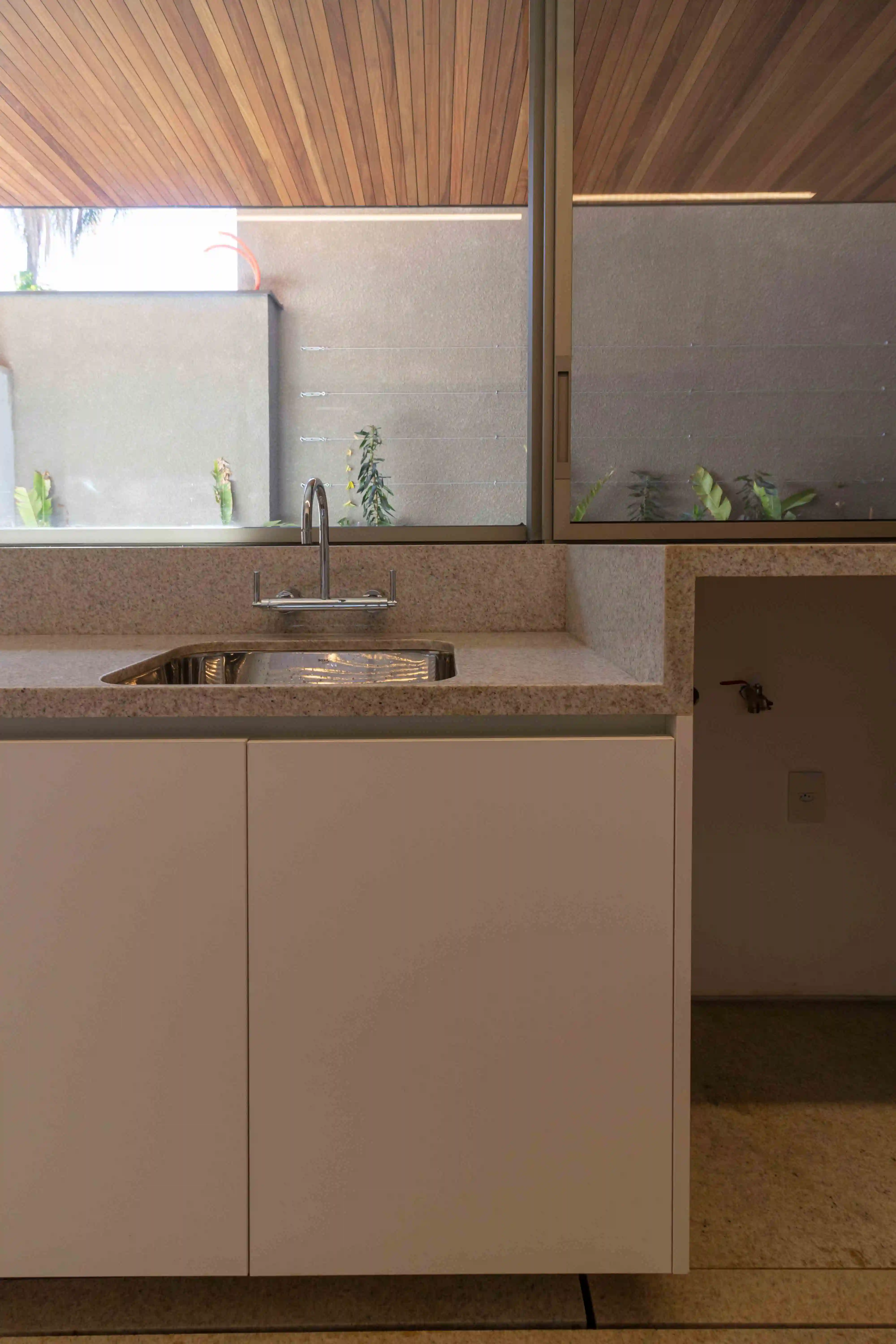 bernardes-arquitetura--laer-engenharia-prudente-correa-lavanderia-di-marmore-(8)-copiar