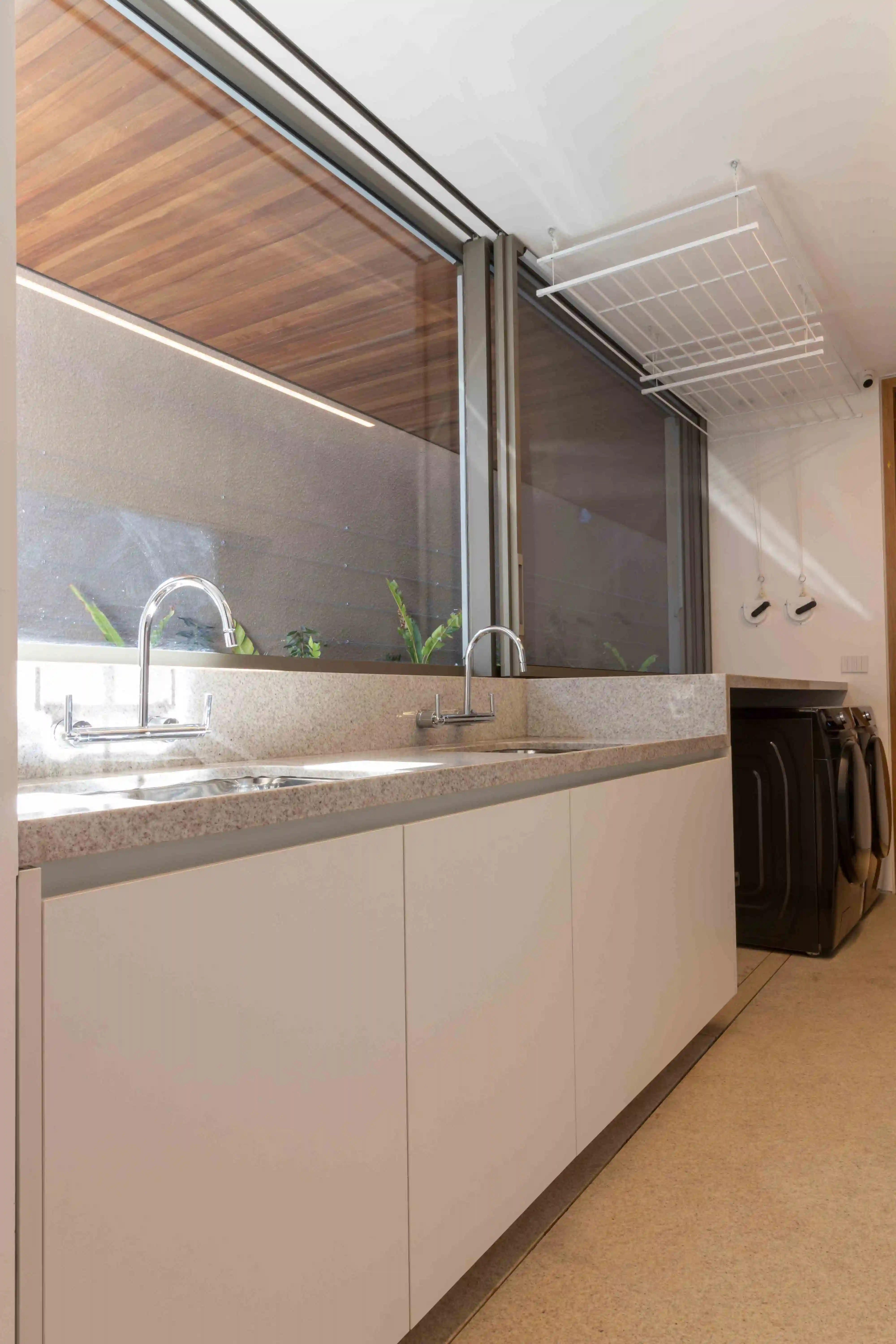 bernardes-arquitetura--laer-engenharia-prudente-correa-lavanderia-di-marmore-(2)-copiar