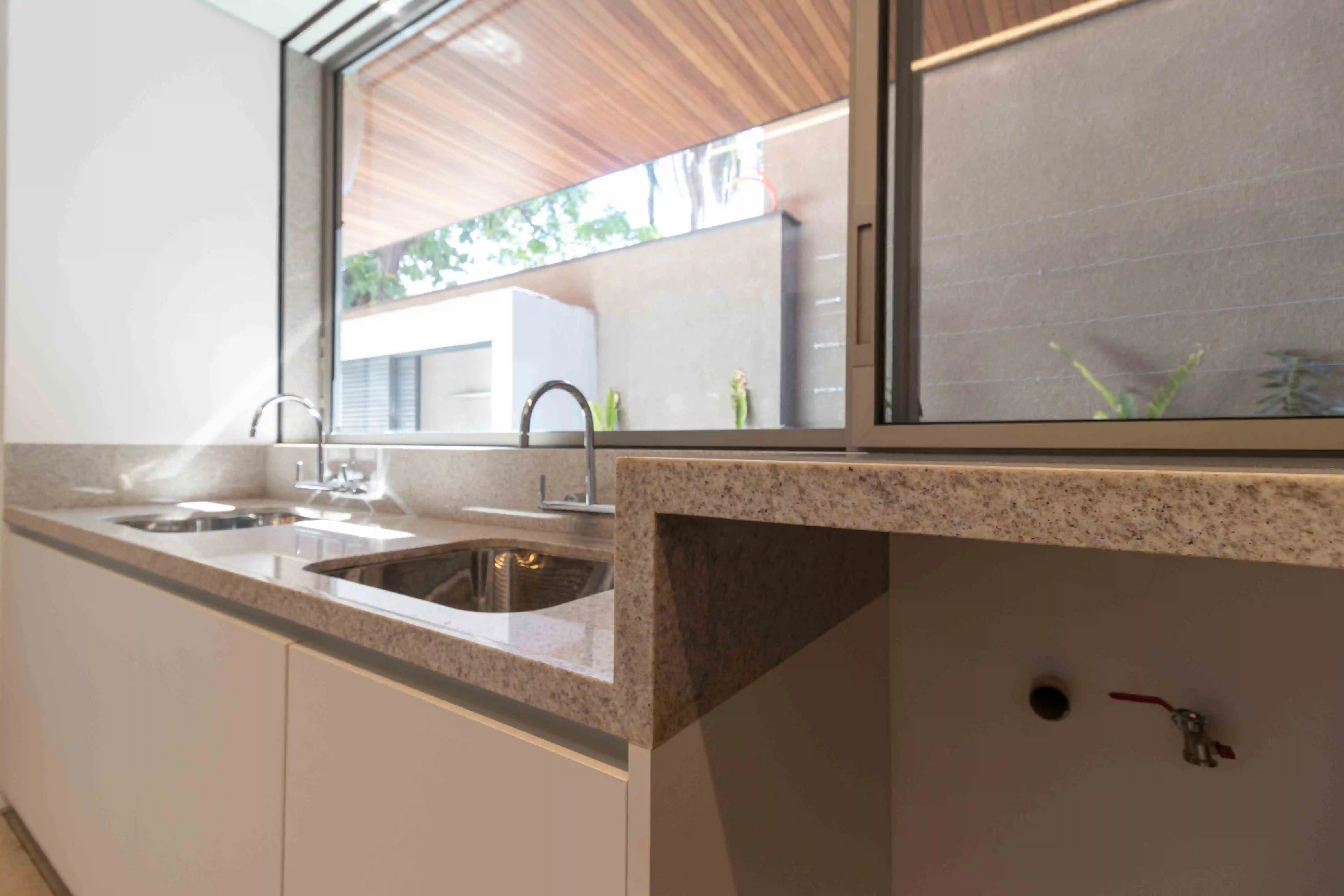 bernardes-arquitetura--laer-engenharia-prudente-correa-lavanderia-di-marmore-(4)-copiar