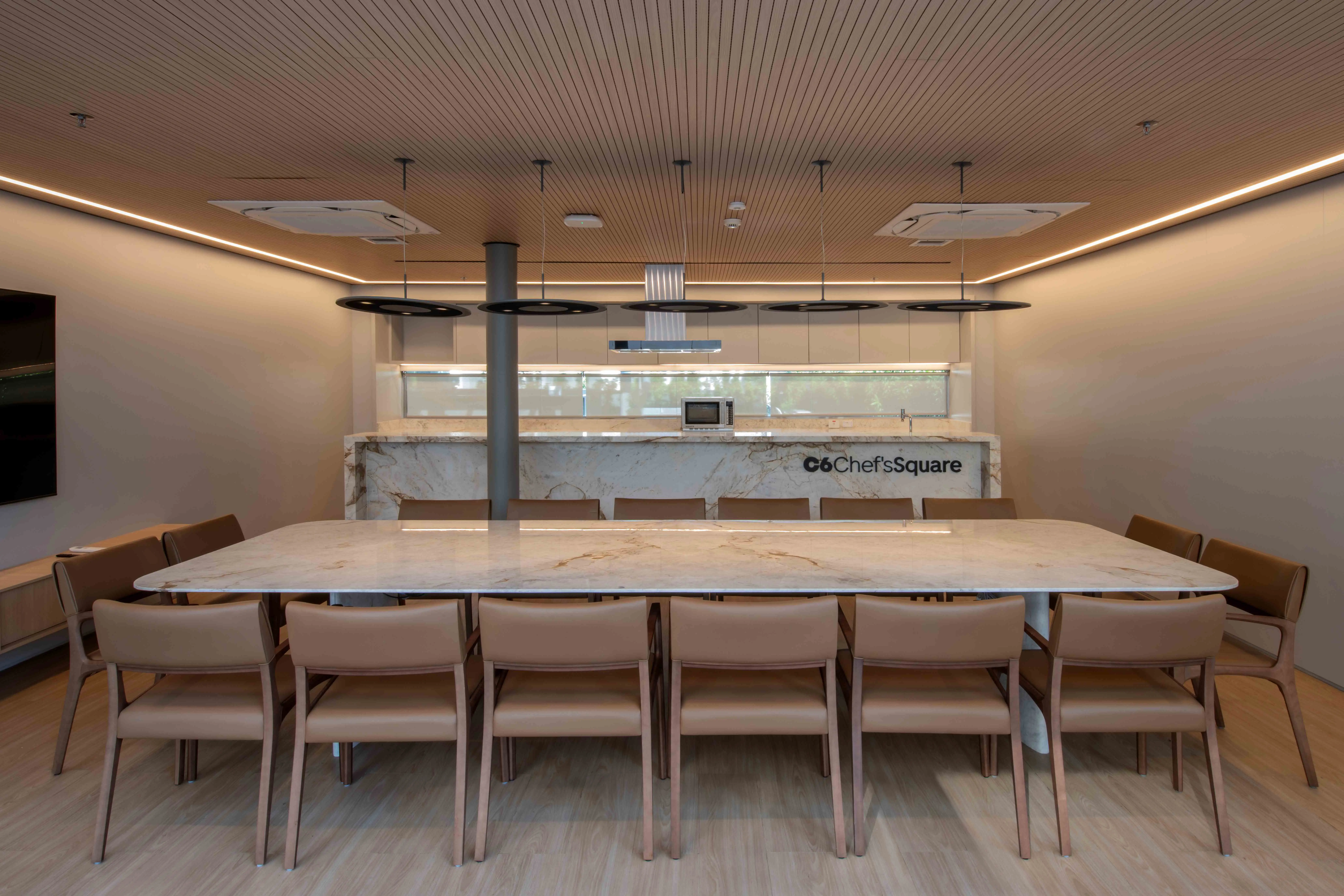 athie-wohnrath-perkinswill-c6-nine-di-marmore7-dsc-2362----mesa-office-athie-wohnrath-perkinswill-di-marmore-copiar