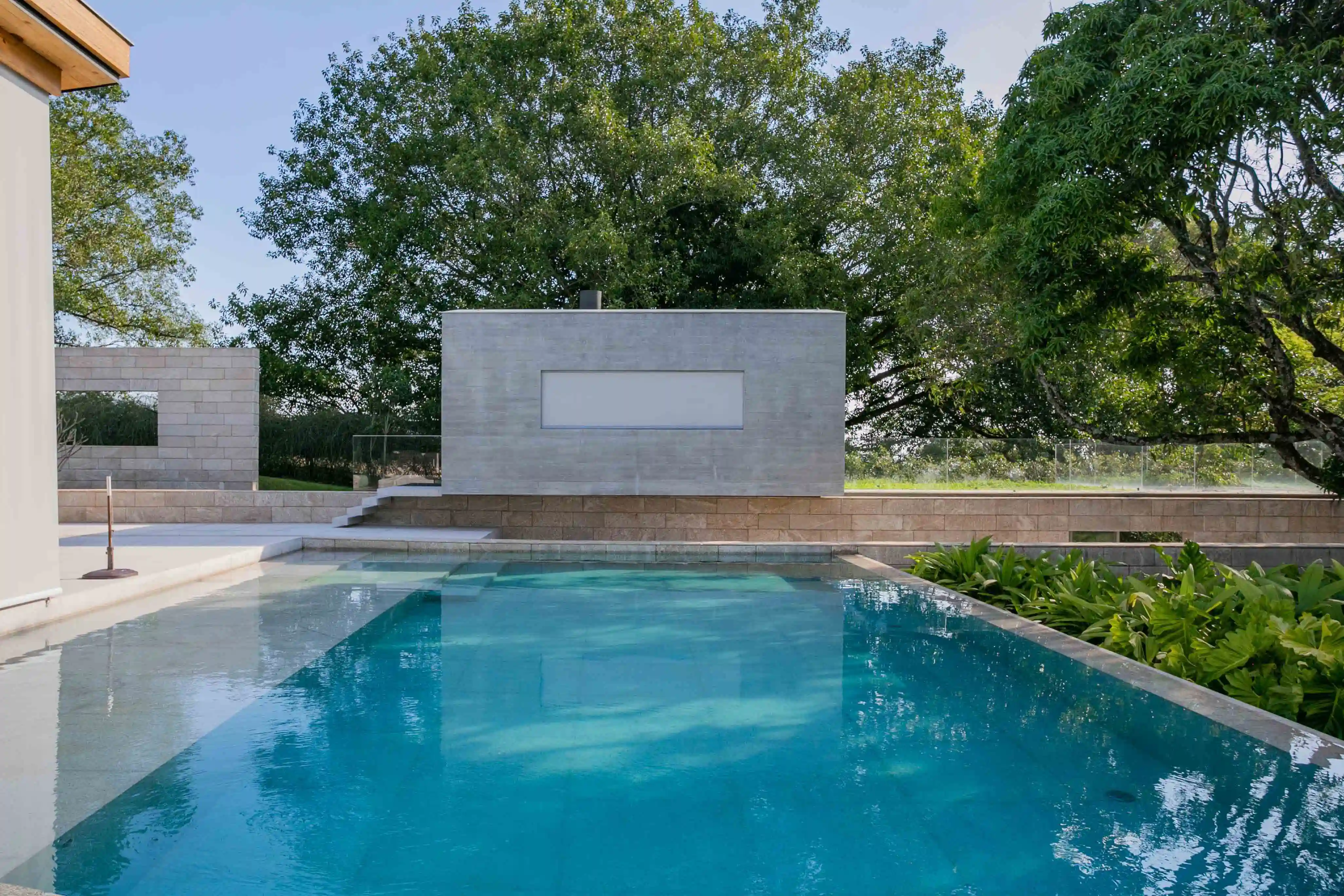 piscina-quartzito-perla-santana-polido-di-marmore-(11)-copiar