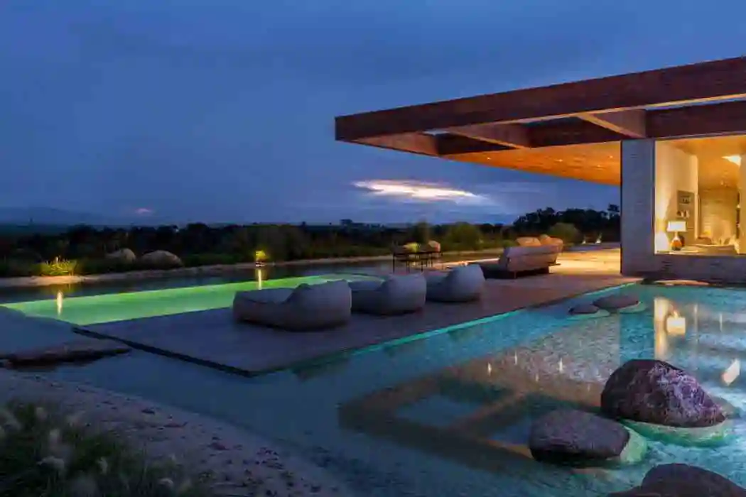 studio-arthur-casas-alle-engenharia-fazenda-boa-vista-piscina-di-marmore--(2)-copiar