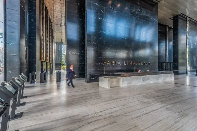 athie-wohnrath-dentsu-faria-lima-plaza-5-di-marmore-copiar