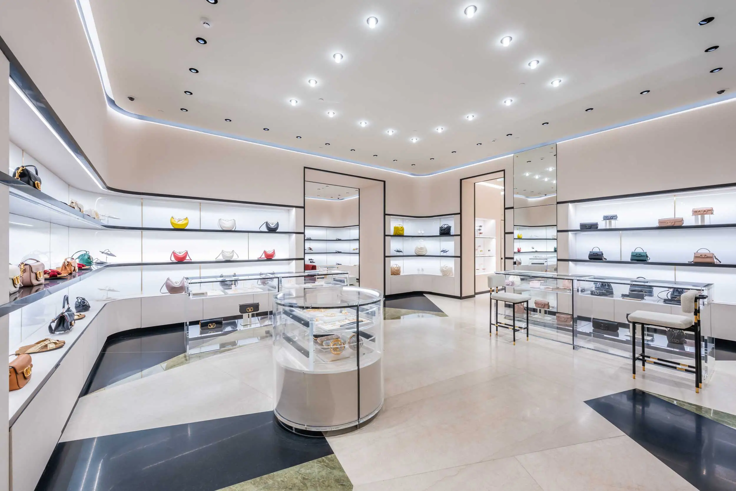 saeng-eng-valentino-2-piso-granito-nero-absoluto-quartizito-epidus-green-marmore-nero-marquina-di-marmore-copiar