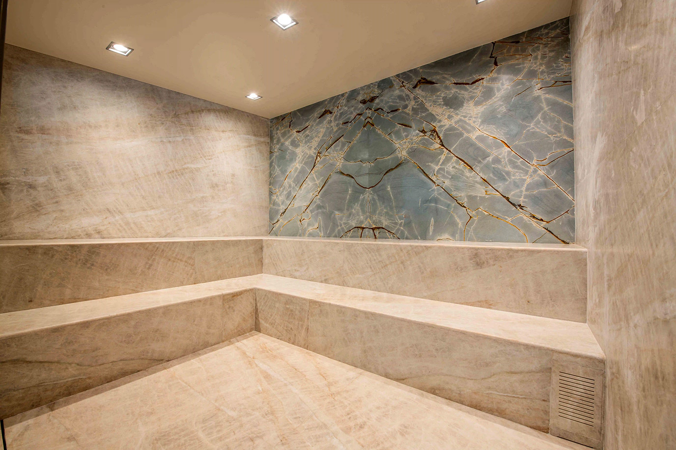 cyrela-on-the-parc-sauna-piso-parede-travertino-bruto-di-marmore-(3)