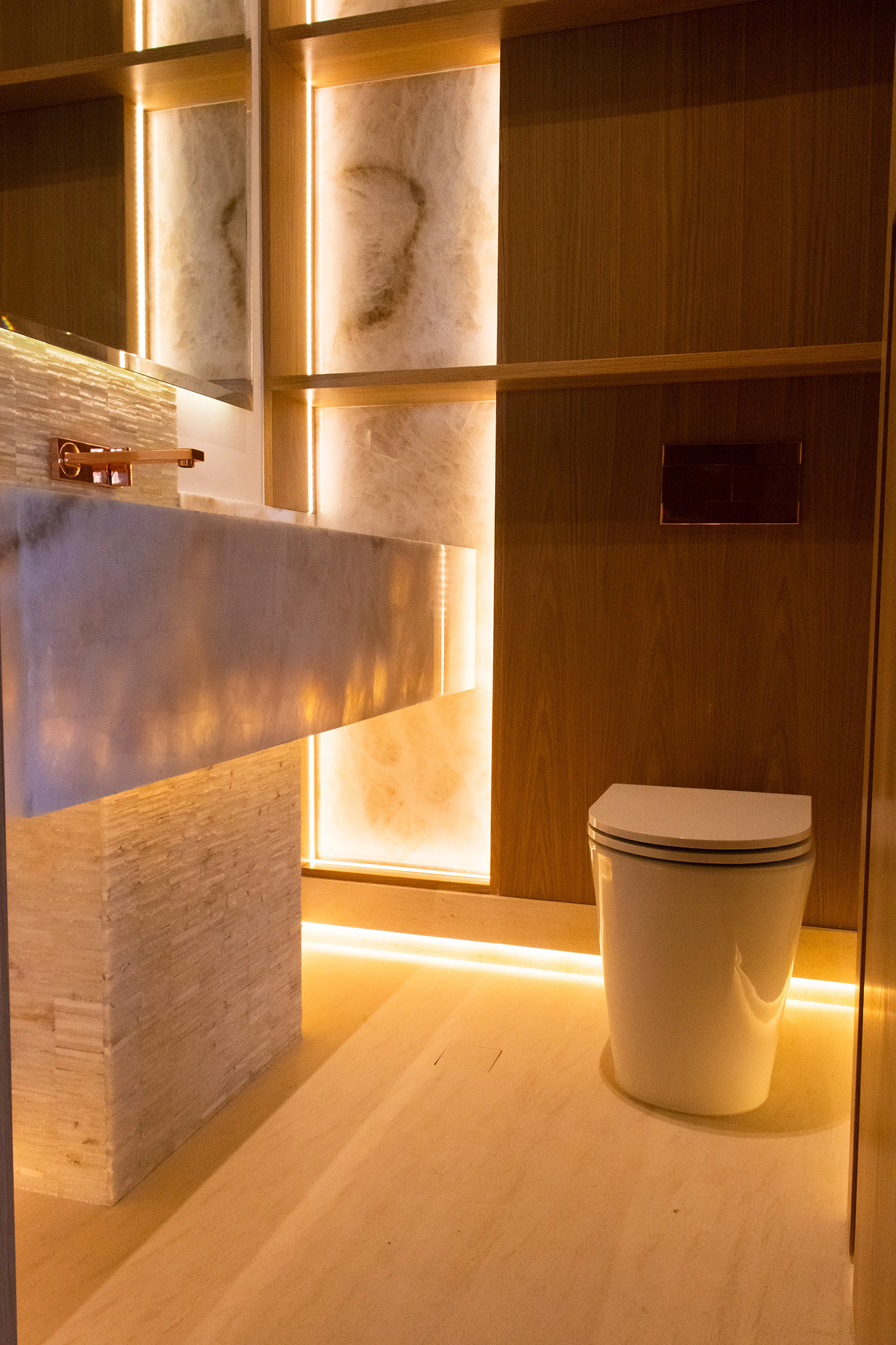 maricy-marcos-borges-arquitetura-setter-construtora-lavabo-lavatorio-cuba-montada-nicho-onix-cristalo-di-marmore-r