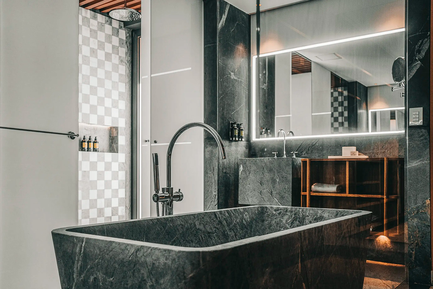 studiio-dwg-certek-clara-resort-wc-bancada-banheira-marmore-grigio-michelangelor