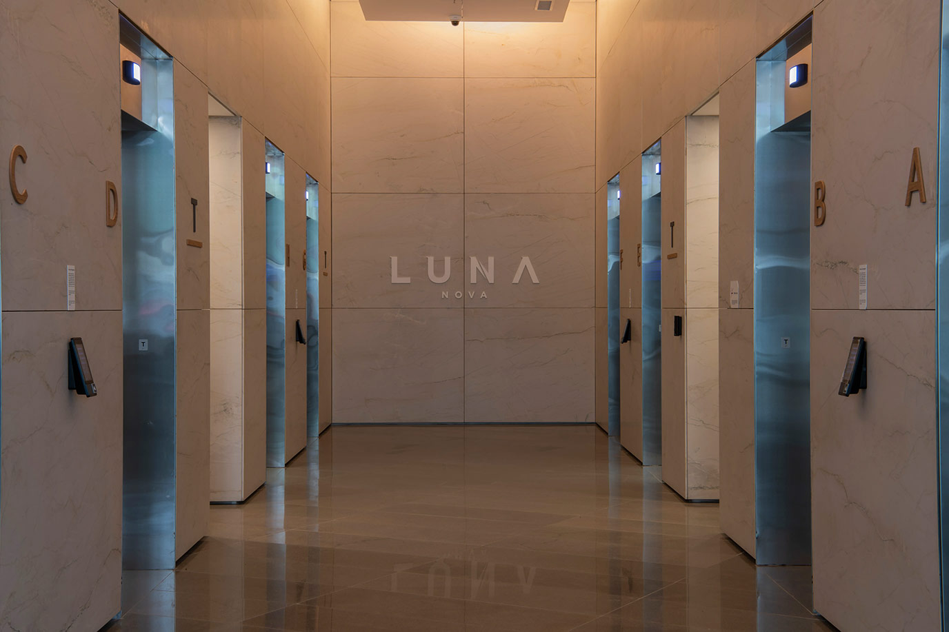 bn-engenharia-complexo-luna-21-parede-lobby-quartizito-mont-blanc-piso-basalto-polido-di-marmore