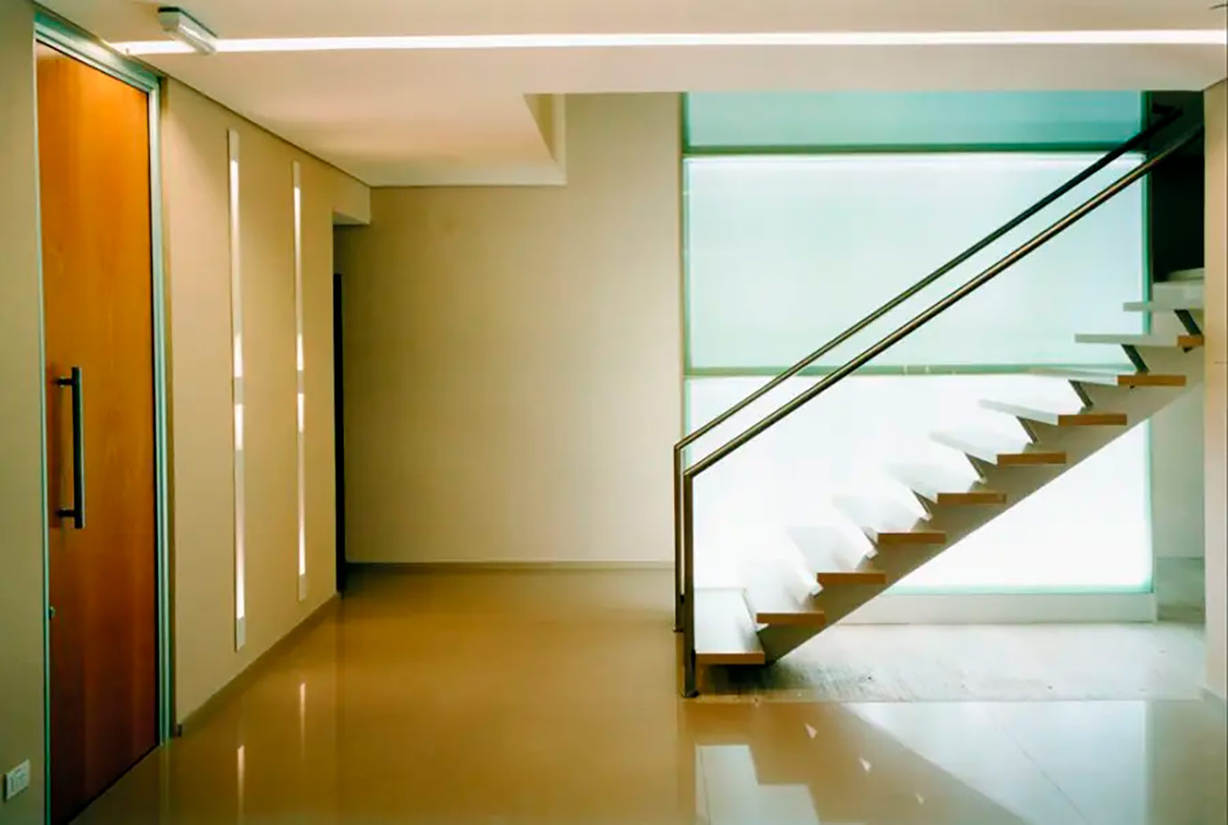 athie-wohnrath-ubs-pactual-6-piso-escada-silestone-crema-minerva-di-marmore