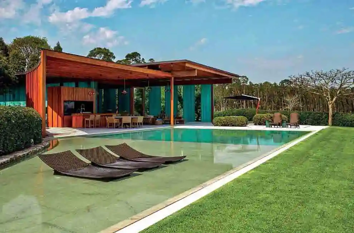 bernaardes-arquitetura-rmr-engenharia-fazendo-boa-vista-granito-branco-itaunas-e-granito-branco-di-marmore-(3)