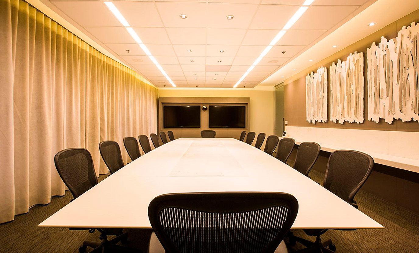 athie-wohnrath-partage-2-mesa-aparador-marmore-branco-pigues-di-marmore