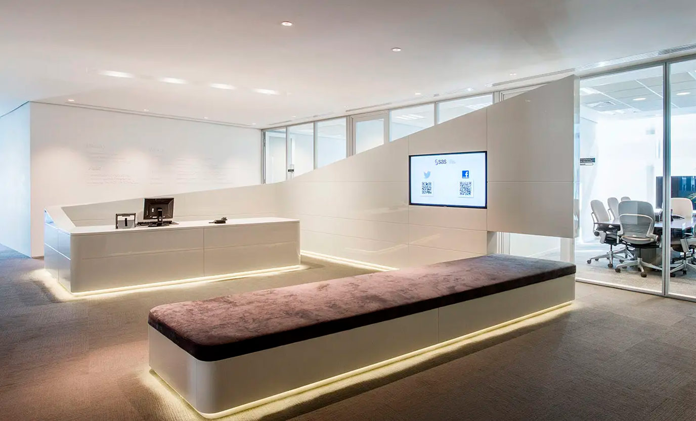 athiewohnrathsas2balcaomarmoglasswhitedimarmore