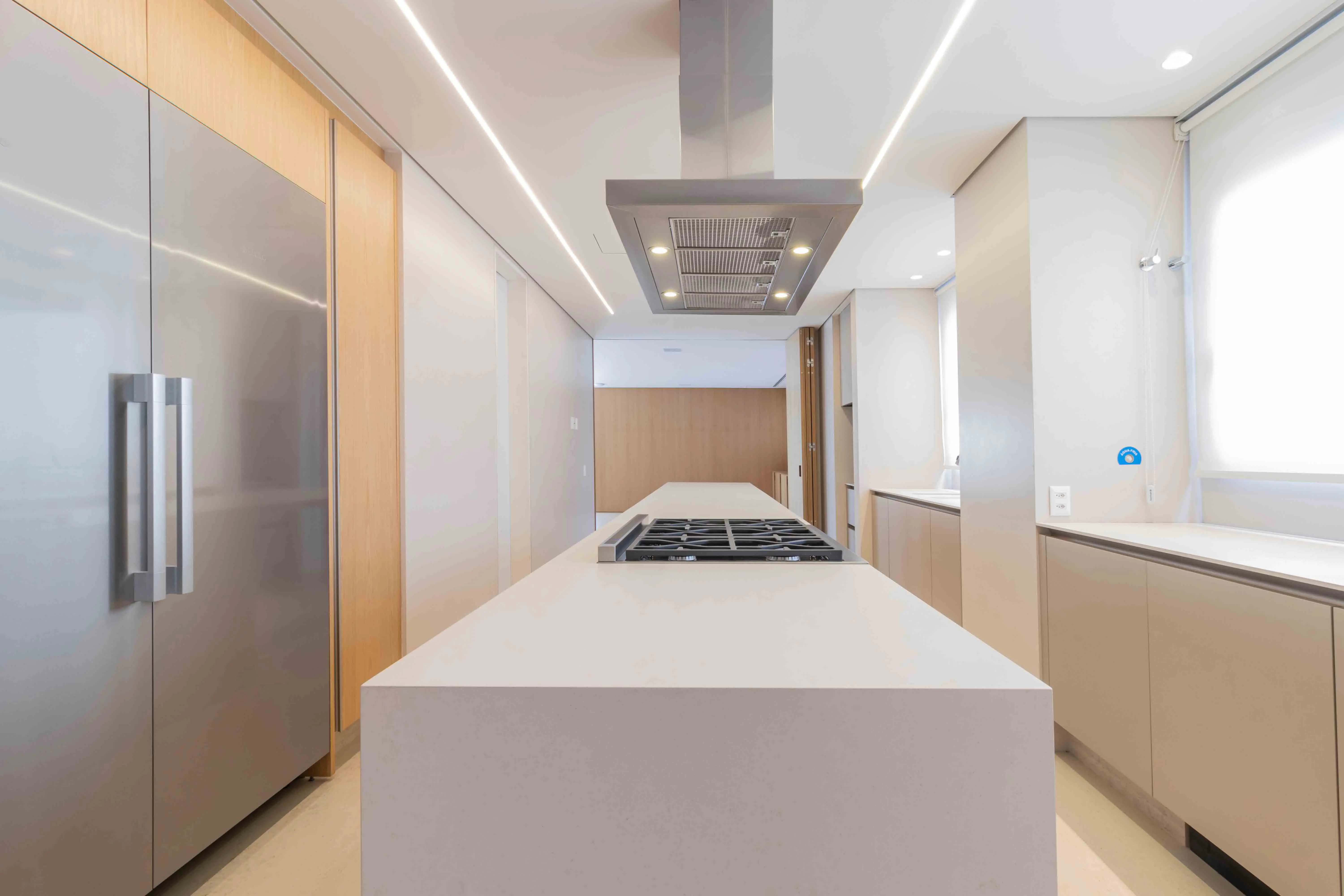caucaso-construtora-studio-arthurcasas-bancada-dekton-aeris-mate-liso-ultra-slin-di-marmore-4